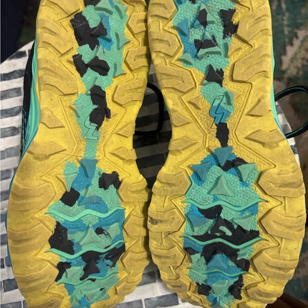 EUC 361 Yushan pro 2 trail running‎ sneakers size 7.5